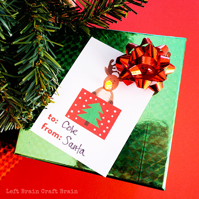 Rudolph-Light-Up-Gift-Tag